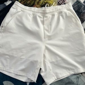 Men’s Lululemon 7” Pace Breaker Shorts